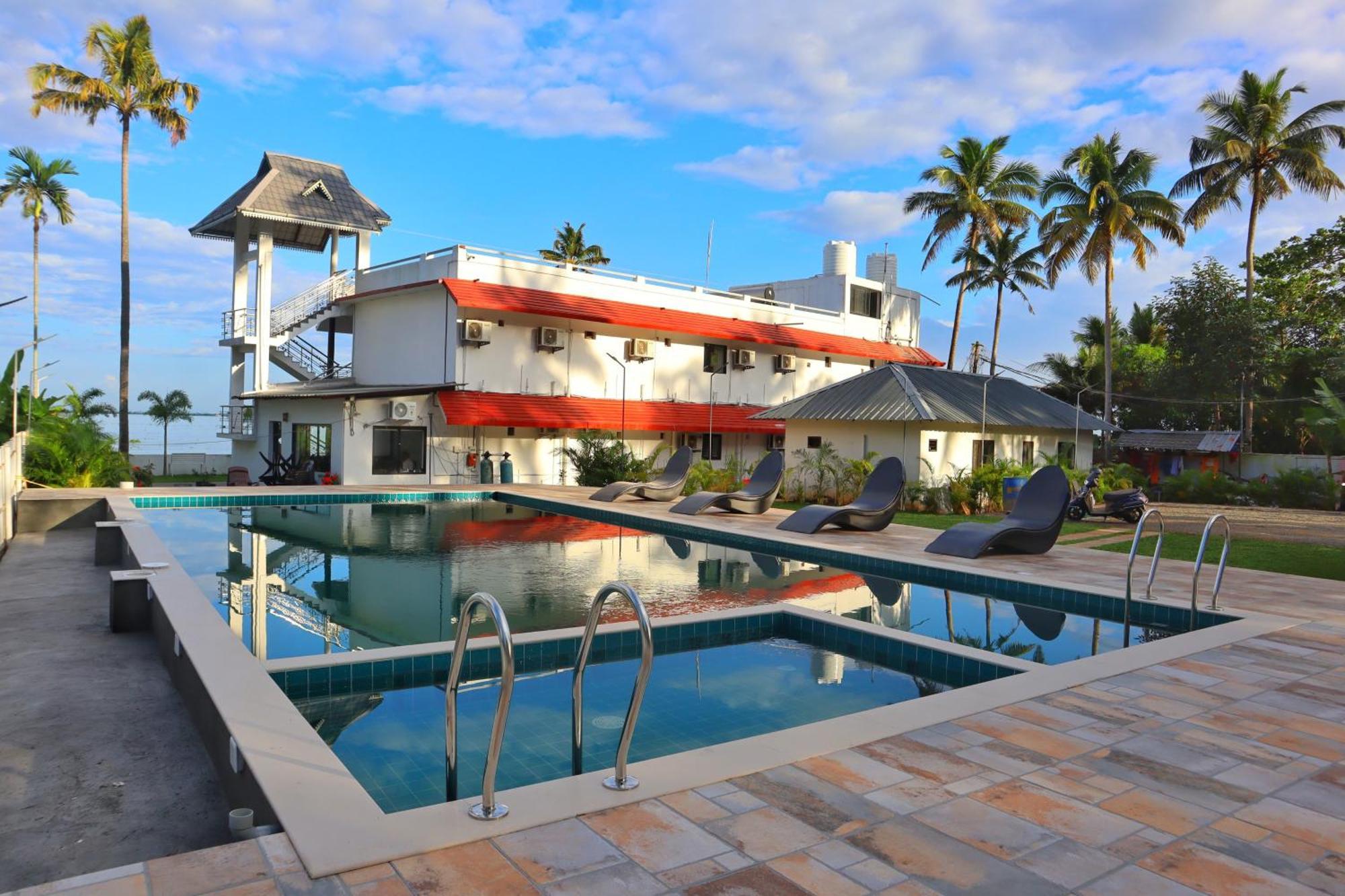 Vembanad Village Backwater Resort Alappuzha Exterior photo