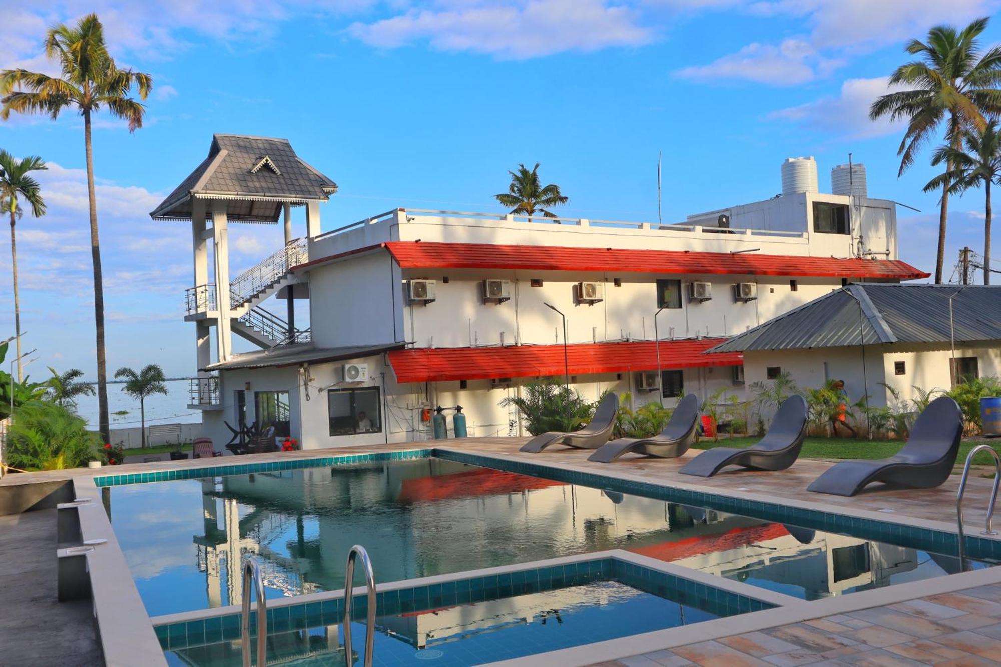 Vembanad Village Backwater Resort Alappuzha Exterior photo